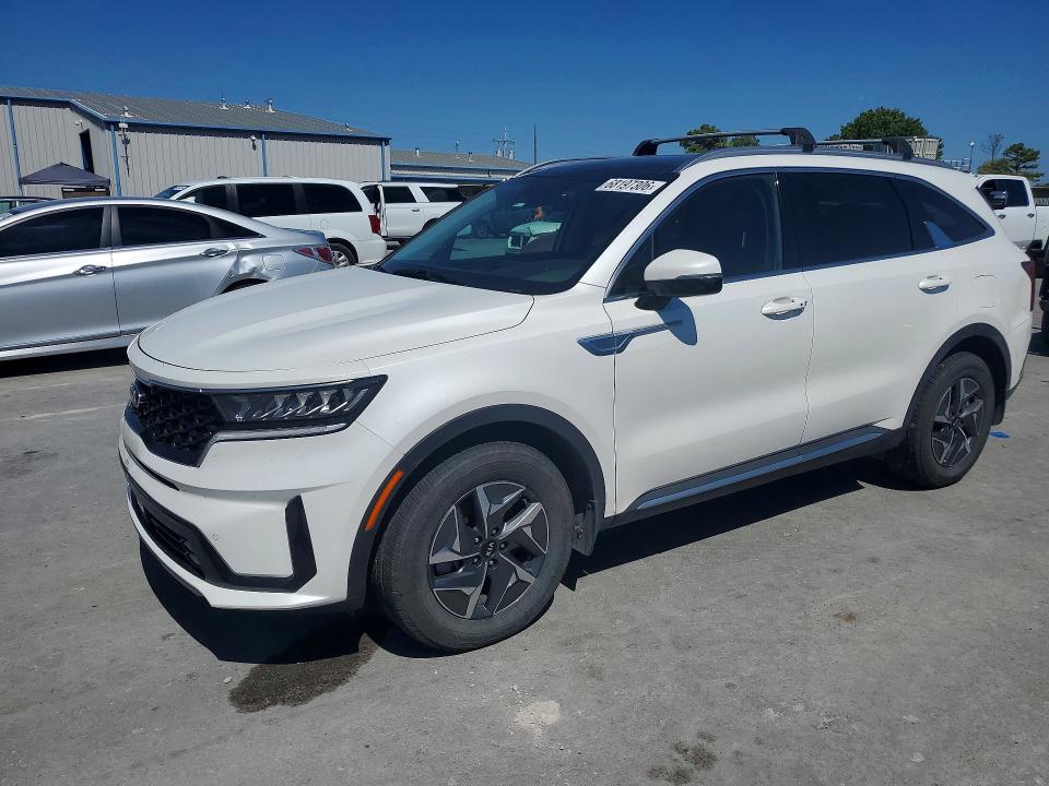 68197306 :رقم المزاد ، KNDRH4LG8M5045616         vin ، 2021 Kia Sorento مزاد بيع