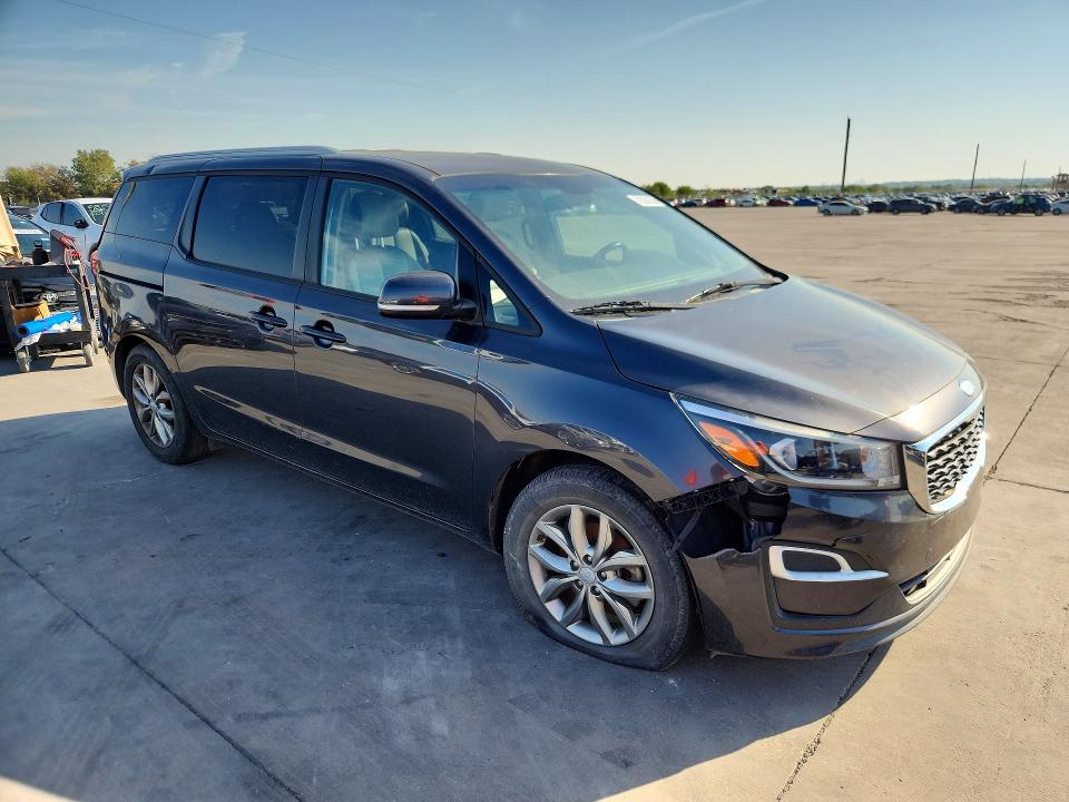 70324136 :رقم المزاد ، KNDMB5C18L6578152 vin ، 2020 Kia Sedona مزاد بيع