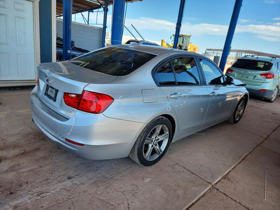 66530716 :رقم المزاد ، WBA3B1C51FK141528 vin ، 2015 Bmw 320 مزاد بيع