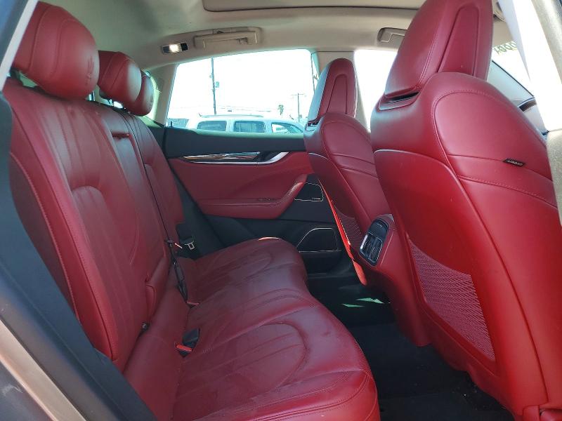 71390886 :رقم المزاد ، ZN661YUS1HX253606 vin ، 2017 Maserati Levante مزاد بيع