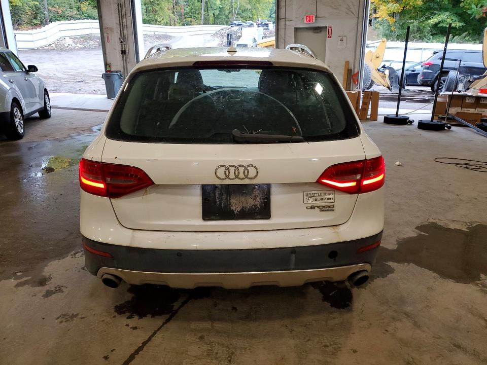 Продажа на аукционе авто 2013 Audi A4 Allroad, vin: WA1UFAFL0DA198693, номер лота: 70646236