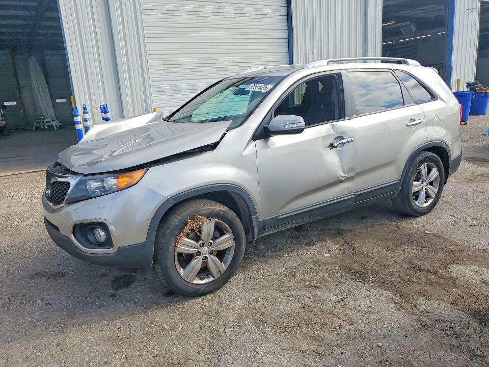 68005686 :رقم المزاد ، 5XYKU3A68DG414760 vin ، 2013 Kia Sorento مزاد بيع