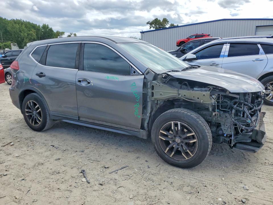 70276286 :رقم المزاد ، 5N1AT2MT6JC751790 vin ، 2018 Nissan Rogue مزاد بيع