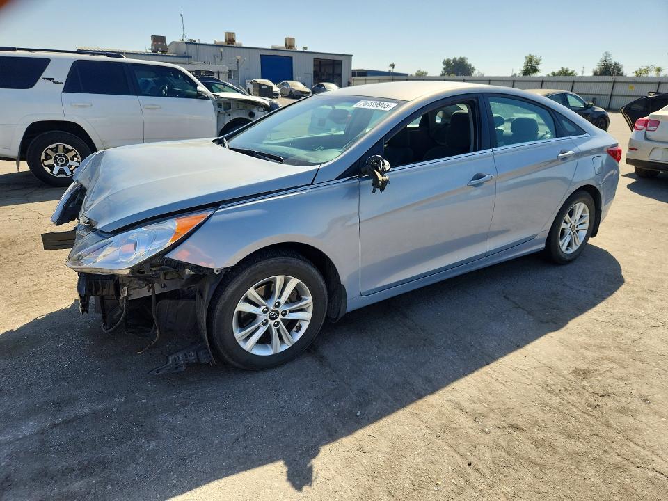 70109946 :رقم المزاد ، 5NPEB4AC7DH664319 vin ، 2013 Hyundai Sonata مزاد بيع