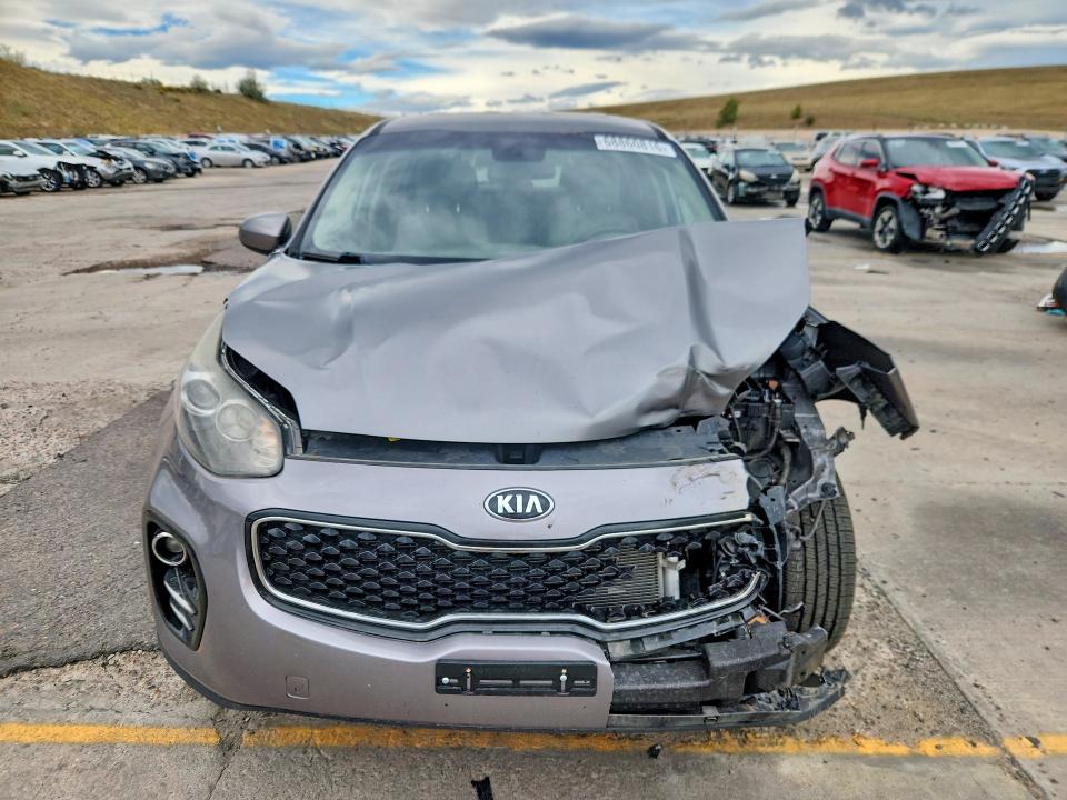 68860816 :رقم المزاد ، KNDPMCAC6H7276070 vin ، 2017 Kia Sportage مزاد بيع