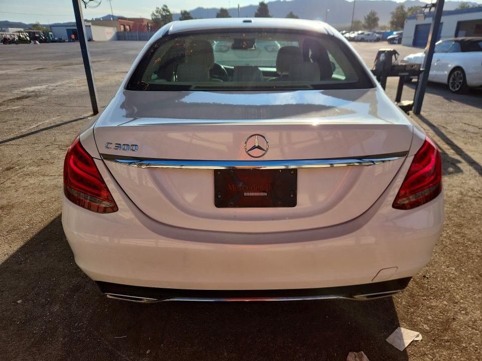 2016 Mercedes-benz C მანქანა იყიდება აუქციონზე, vin: 55SWF4JB4GU118790, აუქციონის ნომერი: 70317506
