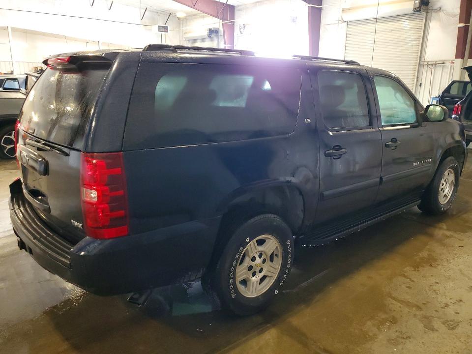 71127806 :رقم المزاد ، 1GNFK16337J211510 vin ، 2007 Chevrolet Suburban مزاد بيع