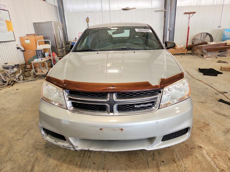 70094826 :رقم المزاد ، 1C3CDZAB7CN128270 vin ، 2012 Dodge Avenger مزاد بيع
