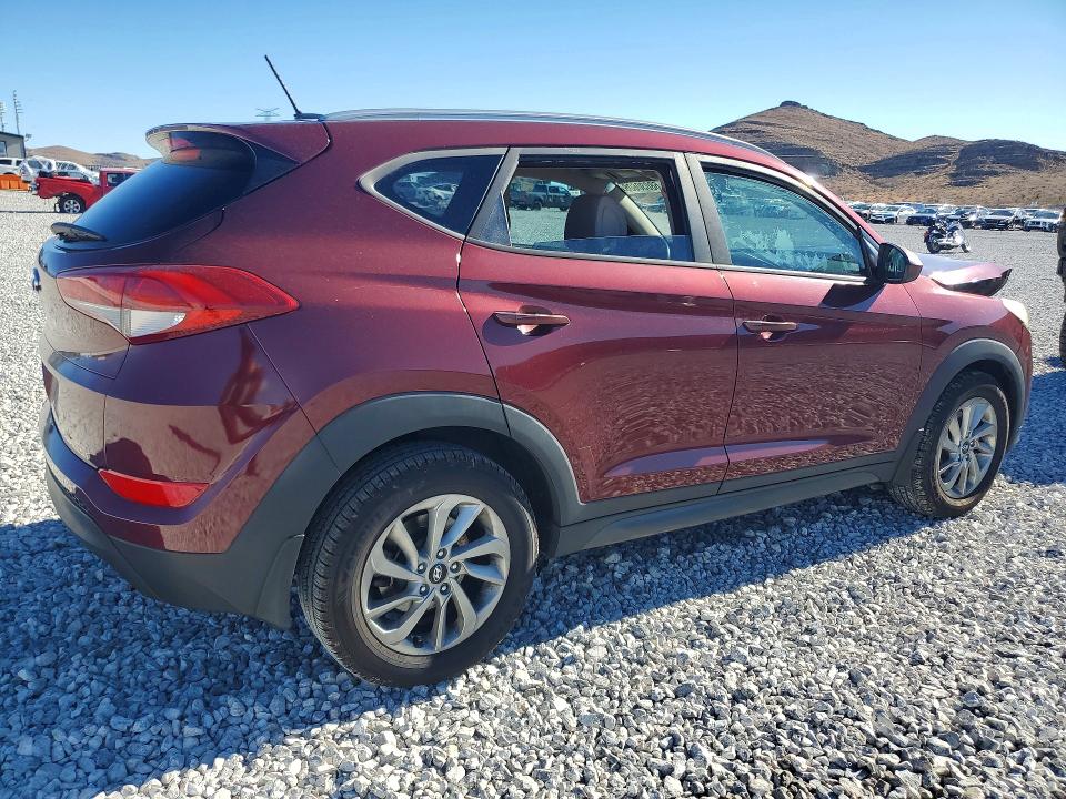 Aukcja sprzedaży 2016 Hyundai Tucson, vin: KM8J33A40GU212197, numer aukcji: 68030606