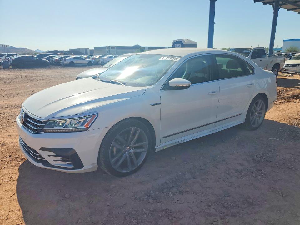 67193096 :رقم المزاد ، 1VWDT7A39HC024847 vin ، 2017 Volkswagen Passat مزاد بيع