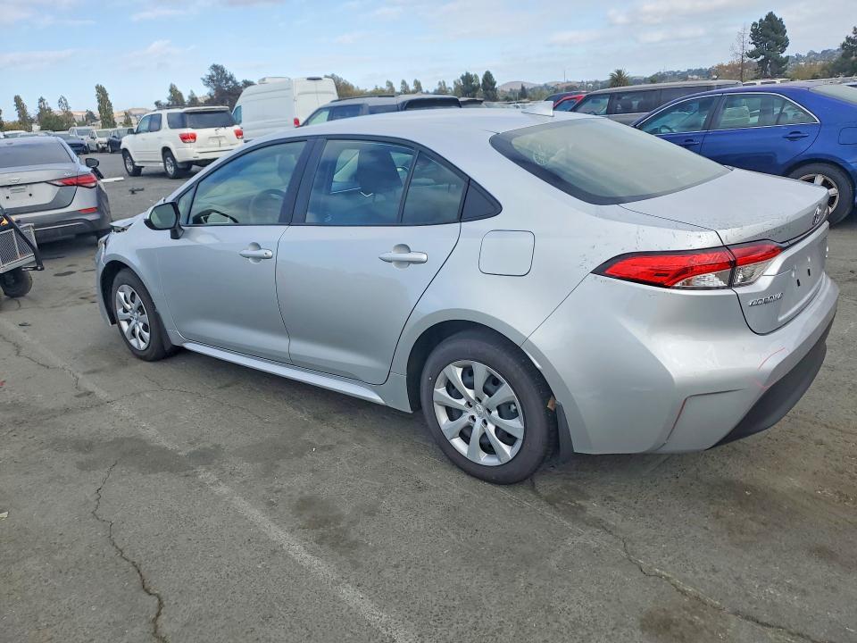 2026 Toyota Corolla Hybrid მანქანა იყიდება აუქციონზე, vin: JTDBCMFEXT3150940, აუქციონის ნომერი: 67323766