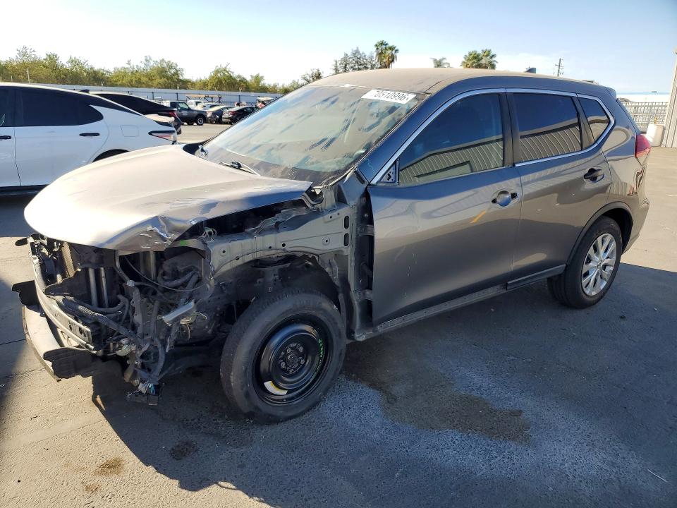 Продаж на аукціоні авто 2017 Nissan Rogue, vin: KNMAT2MT3HP574512, номер лоту: 70510996