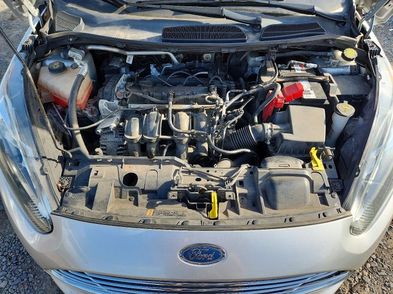 70177546 :رقم المزاد ، 3FADP4BJ2FM138144 vin ، 2015 Ford Fiesta مزاد بيع