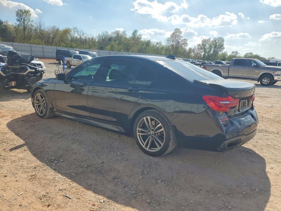 68046696 :رقم المزاد ، WBA7F2C54HG422059 vin ، 2017 Bmw 750 مزاد بيع