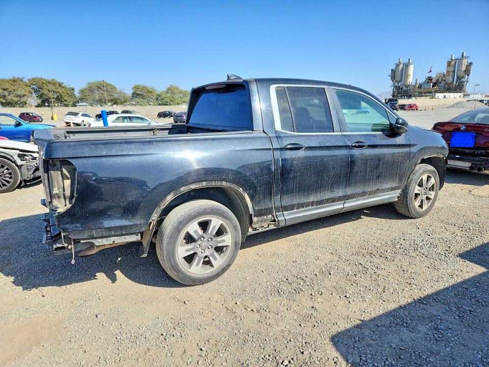 2017 Honda Ridgeline მანქანა იყიდება აუქციონზე, vin: 5FPYK3F58HB022351, აუქციონის ნომერი: 69010406