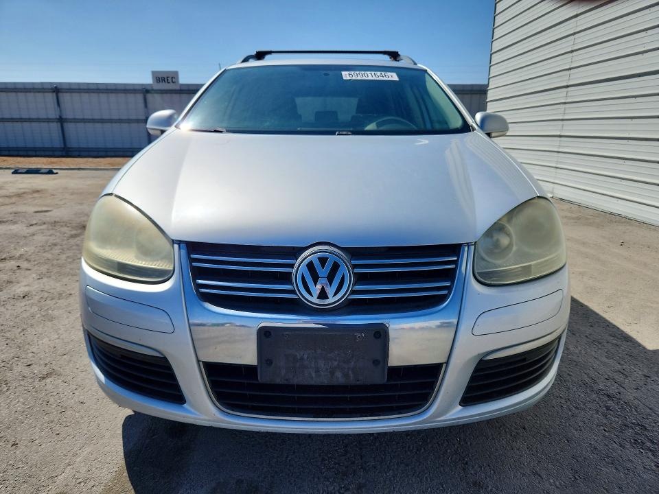 69901646 :رقم المزاد ، 3VWKZ71K29M271981 vin ، 2009 Volkswagen Jetta مزاد بيع