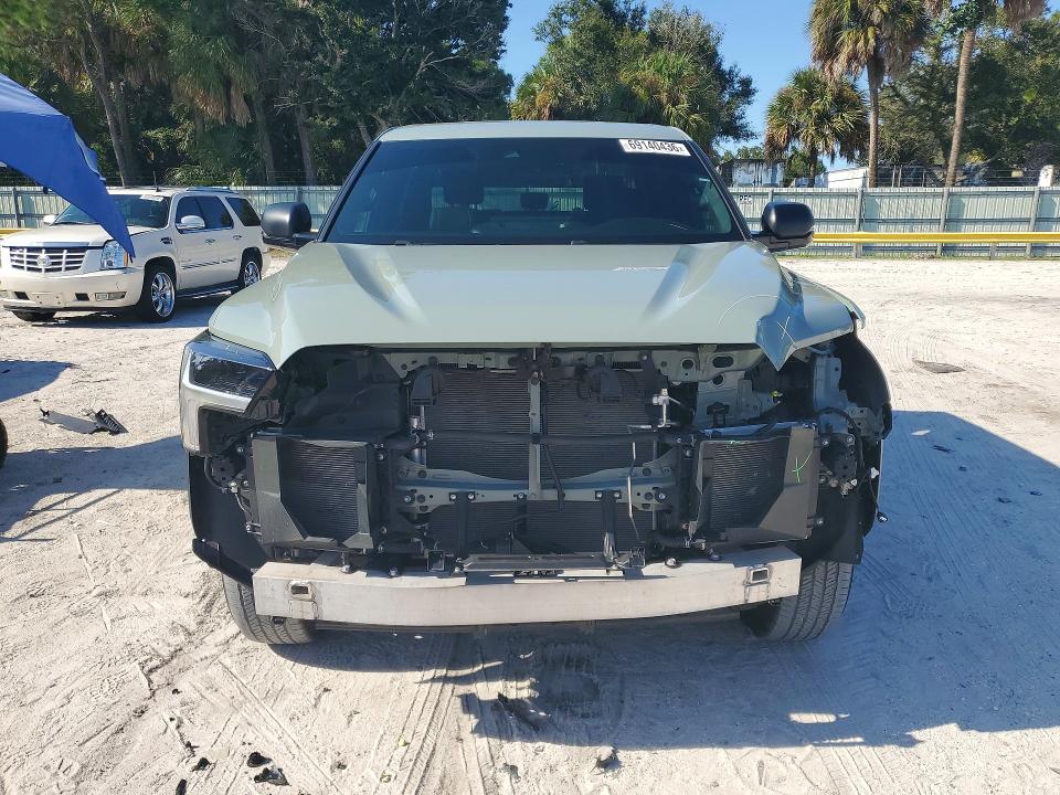 2025 Toyota Tundra მანქანა იყიდება აუქციონზე, vin: 5TFLA5AB7SX042960, აუქციონის ნომერი: 69140436