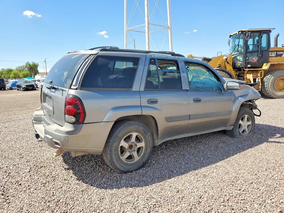 68877876 :رقم المزاد ، 1GNDT13S152303285 vin ، 2005 Chevrolet Trailblazer مزاد بيع