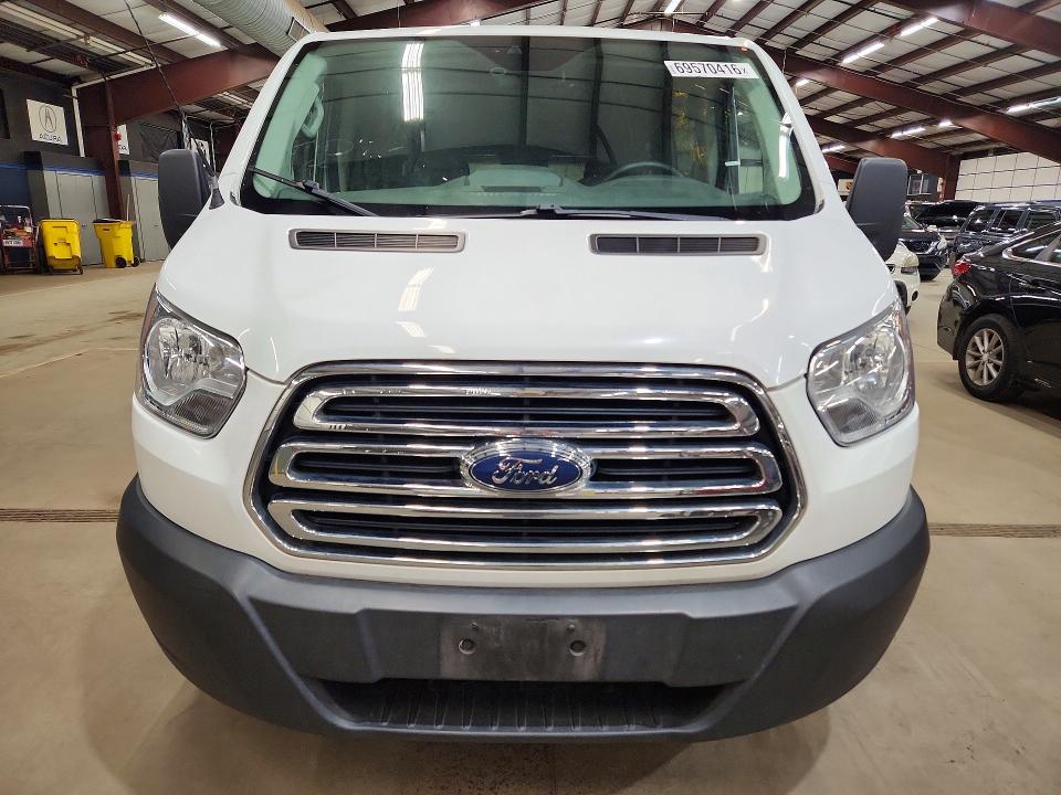 69570416 :رقم المزاد ، 1FBZX2ZM2KKA15325 vin ، 2019 Ford Transit مزاد بيع