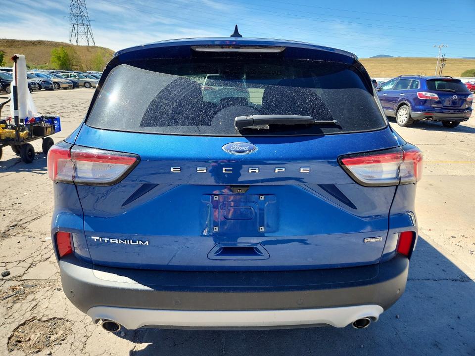 2022 Ford Escape მანქანა იყიდება აუქციონზე, vin: 1FMCU0DZXNUA16339, აუქციონის ნომერი: 67926396