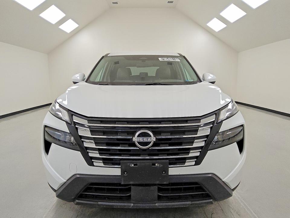 70046516 :رقم المزاد ، 5N1BT3BB9SC783946 vin ، 2025 Nissan Rogue مزاد بيع