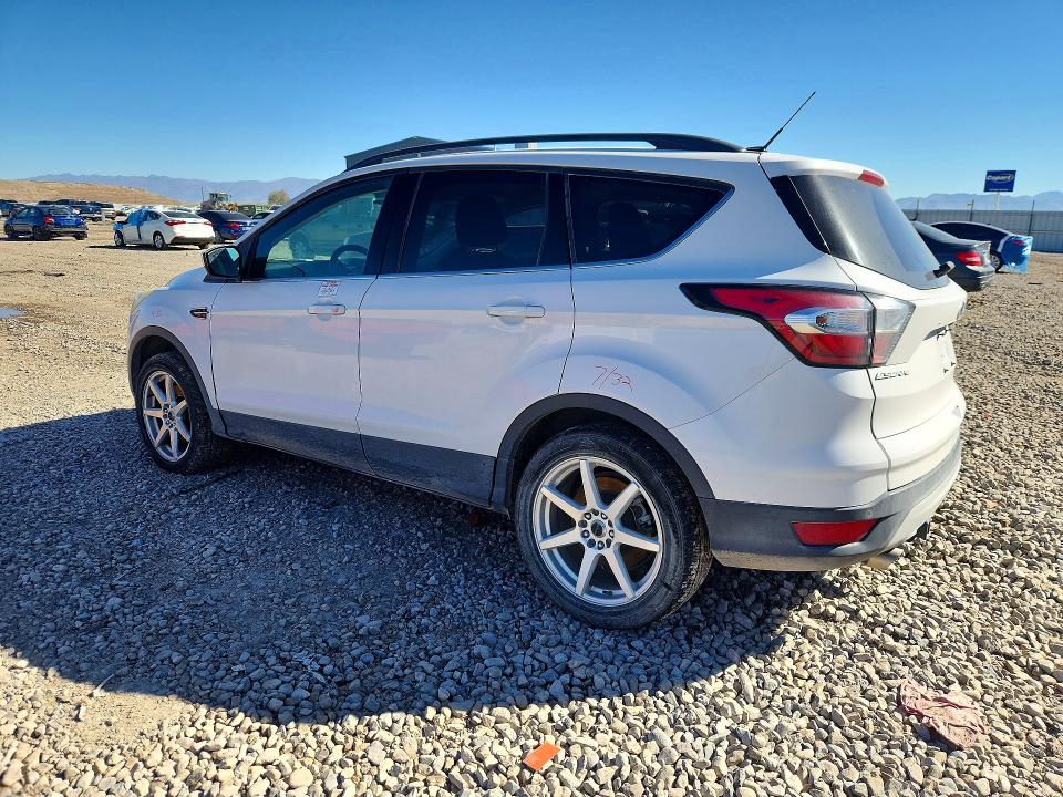 Продаж на аукціоні авто 2017 Ford Escape, vin: 1FMCU9G90HUD85618, номер лоту: 69012026