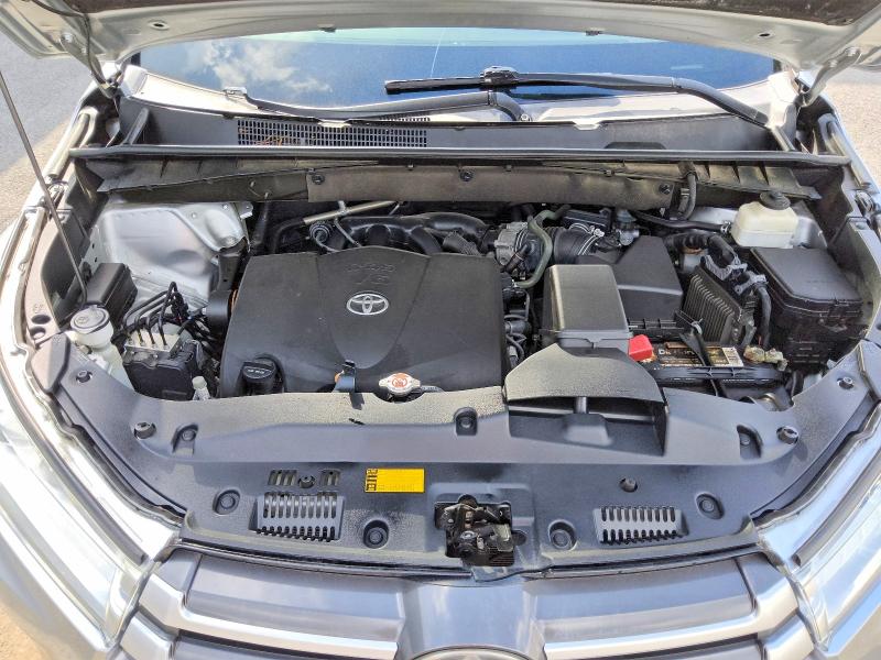 Продаж на аукціоні авто 2019 Toyota Highlander, vin: 5TDBZRFH0KS962931, номер лоту: 68607666
