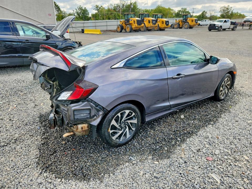 Продаж на аукціоні авто 2018 Honda Civic, vin: 2HGFC4B09JH308515, номер лоту: 69943796