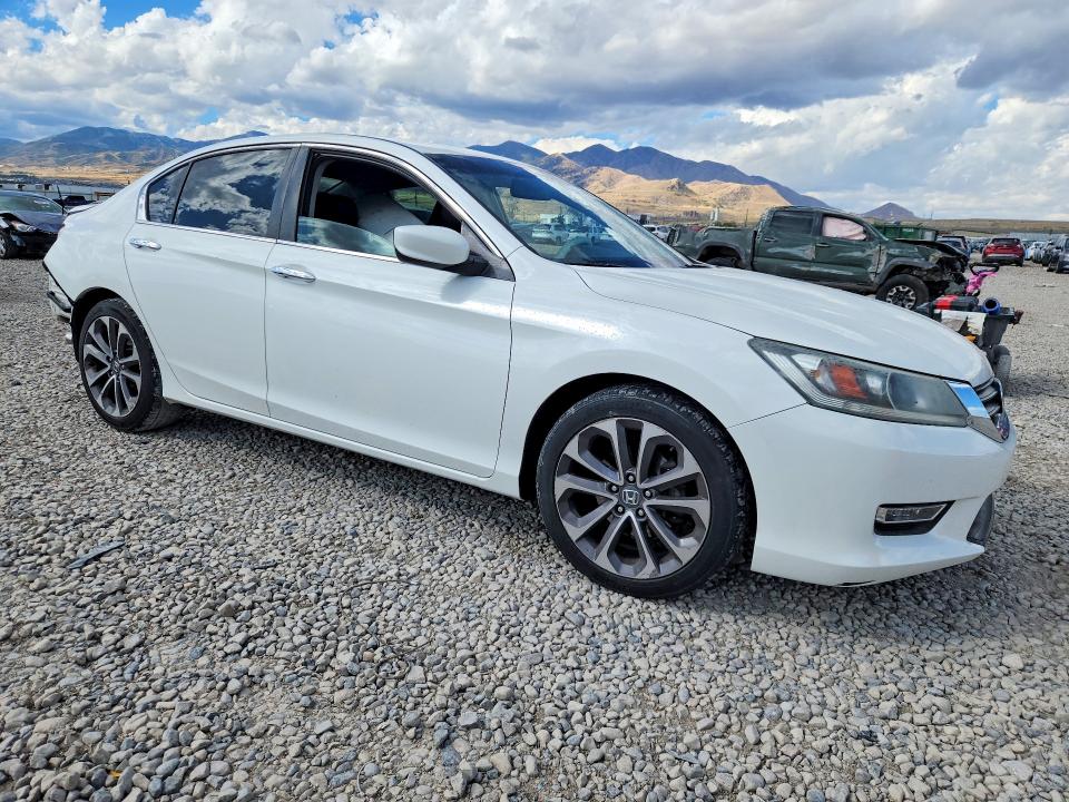 Продажа на аукционе авто 2013 Honda Accord, vin: 1HGCR2F52DA282774, номер лота: 68988766