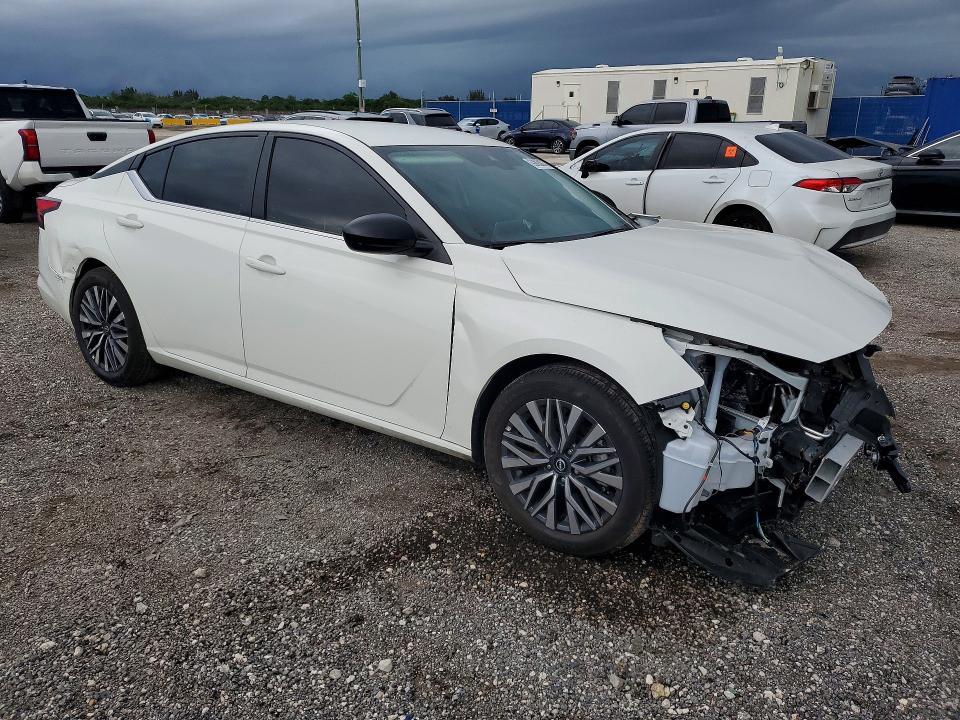 Продаж на аукціоні авто 2026 Nissan Altima, vin: 1N4BL4DV3TN311738, номер лоту: 69724166