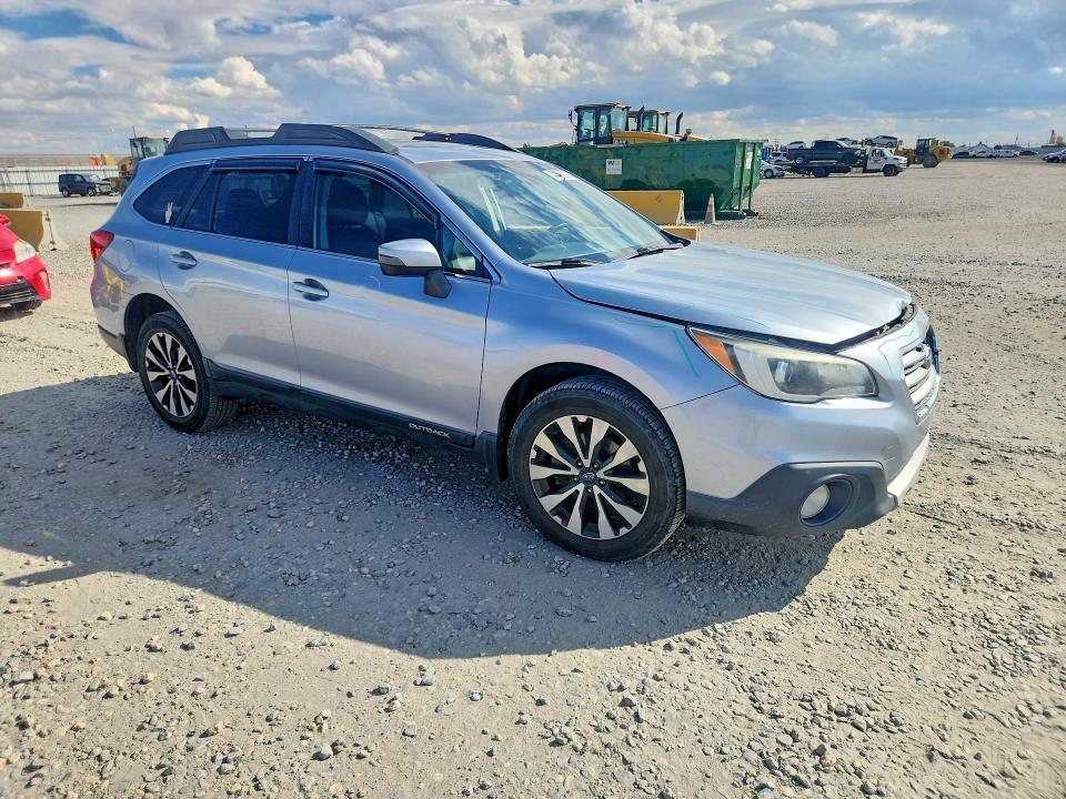 2015 Subaru Outback მანქანა იყიდება აუქციონზე, vin: 4S4BSBNC8F3247576, აუქციონის ნომერი: 70081936