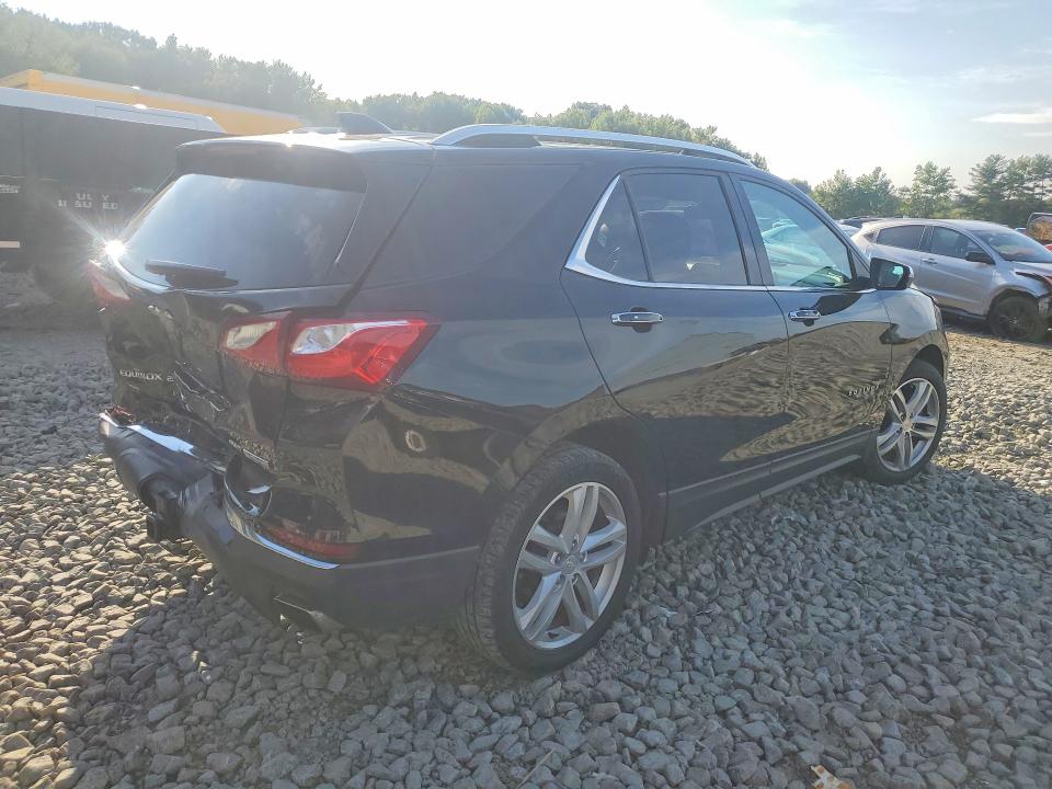 2018 Chevrolet Equinox მანქანა იყიდება აუქციონზე, vin: 2GNAXWEX0J6330391, აუქციონის ნომერი: 69370056