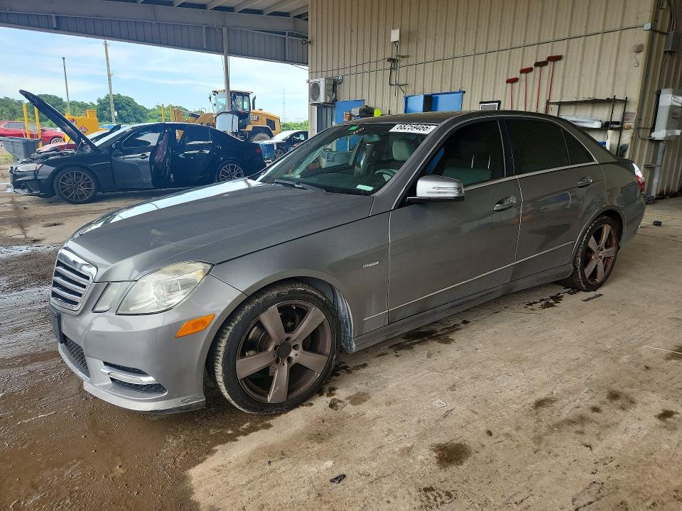 68259466 :رقم المزاد ، WDDHF5KB3CA586355 vin ، 2012 Mercedes-benz E مزاد بيع
