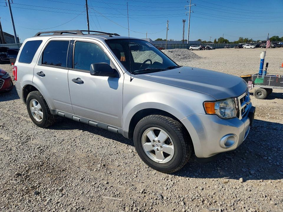 Продажа на аукционе авто 2011 Ford Escape, vin: 1FMCU0DG0BKB45079, номер лота: 70037006