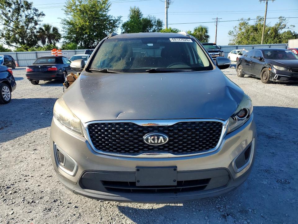 69147626 :رقم المزاد ، 5XYPGDA50GG180404 vin ، 2016 Kia Sorento مزاد بيع