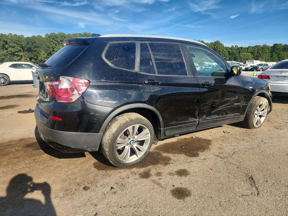 69930656 :رقم المزاد ، 5UXWX7C54E0E80073 vin ، 2014 Bmw X3 مزاد بيع