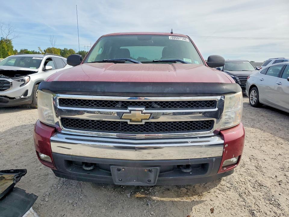 69557146 :رقم المزاد ، 2GCEK13M071666102 vin ، 2007 Chevrolet Silverado مزاد بيع