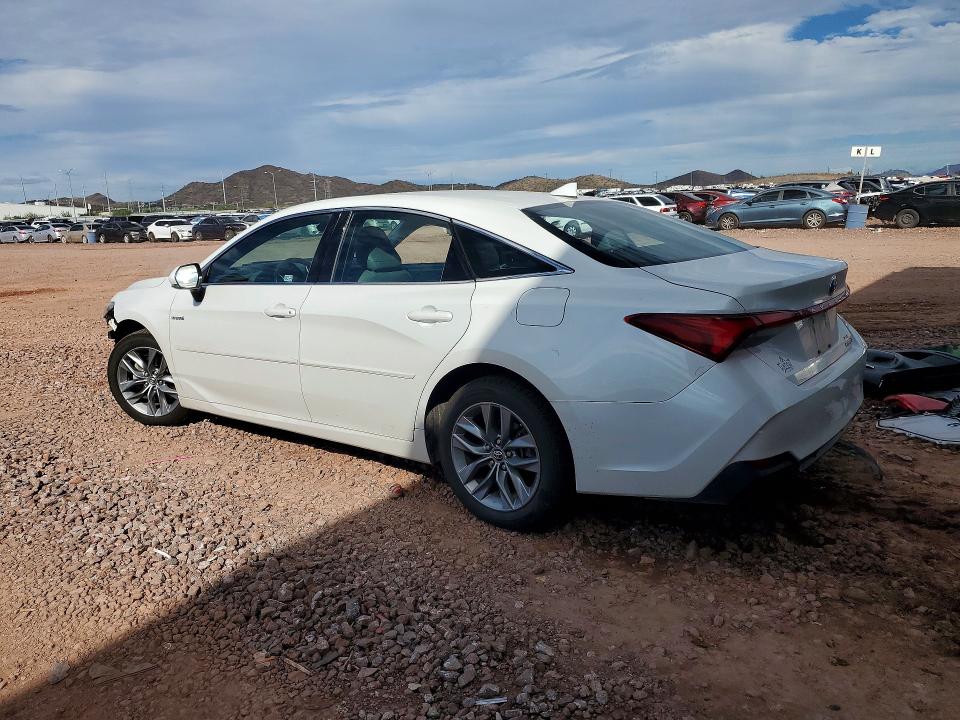 68835526 :رقم المزاد ، 4T1B21FB4KU004366 vin ، 2019 Toyota Avalon Hybrid مزاد بيع