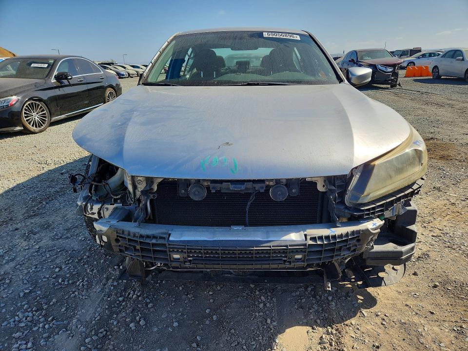 2013 Honda Accord მანქანა იყიდება აუქციონზე, vin: 1HGCR2F31DA154363, აუქციონის ნომერი: 69056896