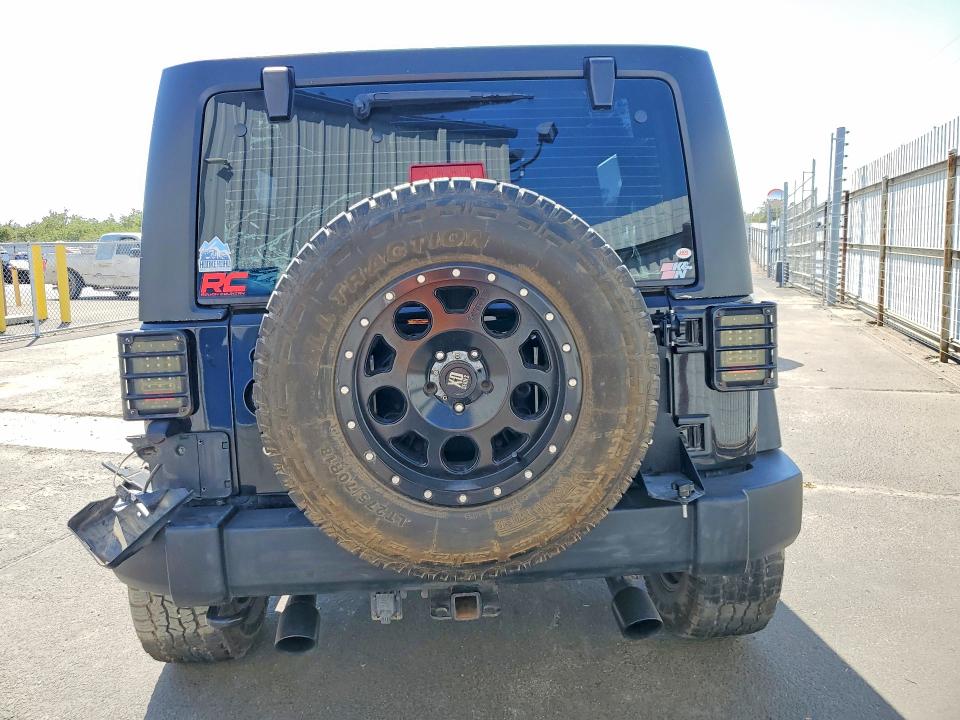 2013 Jeep Wrangler Unlimited მანქანა იყიდება აუქციონზე, vin: 1C4BJWDG5DL702819, აუქციონის ნომერი: 67820296