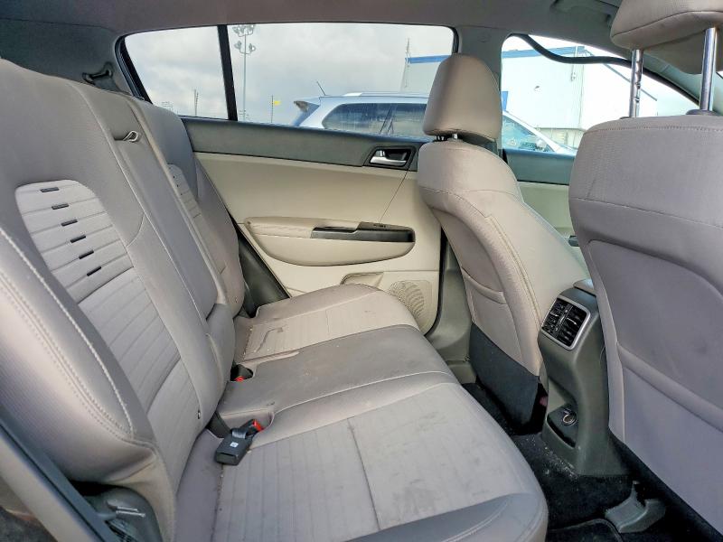 69801776 :رقم المزاد ، KNDPMCAC3H7152774 vin ، 2017 Kia Sportage مزاد بيع