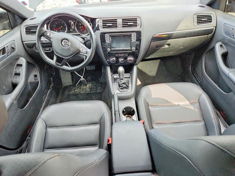 67705076 :رقم المزاد ، 3VWD17AJ4JM225435 vin ، 2018 Volkswagen Jetta مزاد بيع