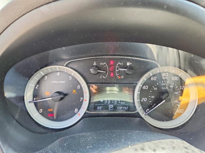 2015 Nissan Sentra მანქანა იყიდება აუქციონზე, vin: 3N1AB7AP3FY353921, აუქციონის ნომერი: 68238886