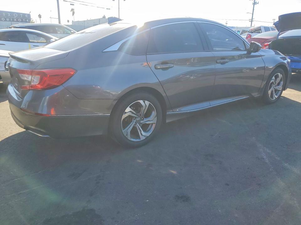 2018 Honda Accord მანქანა იყიდება აუქციონზე, vin: 1HGCV1F51JA047669, აუქციონის ნომერი: 67930036
