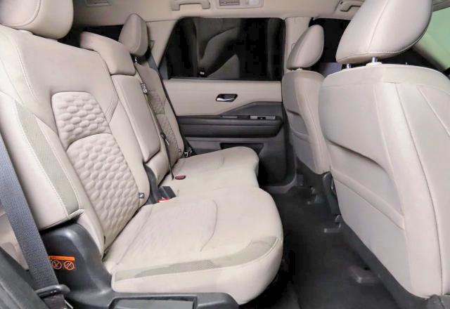 70295456 :رقم المزاد ، 5N1DR3BA2NC240232 vin ، 2022 Nissan Pathfinder مزاد بيع