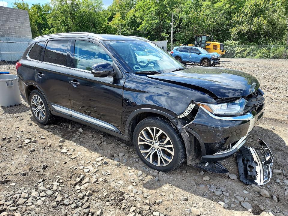 Продажа на аукционе авто 2017 Mitsubishi Outlander, vin: JA4AZ3A39HZ063121, номер лота: 68005886