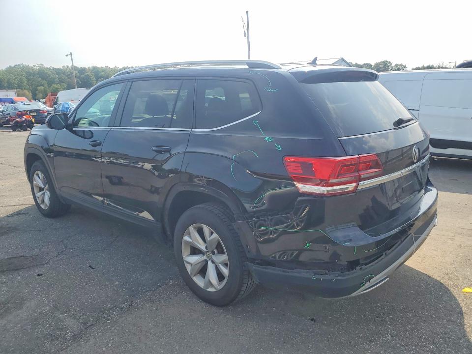 69310136 :رقم المزاد ، 1V2GR2CAXJC531385 vin ، 2018 Volkswagen Atlas مزاد بيع