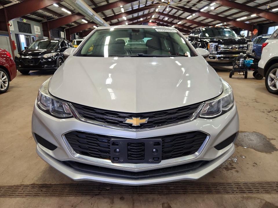 67426726 :رقم المزاد ، 3G1BC5SM2HS565876 vin ، 2017 Chevrolet Cruze مزاد بيع