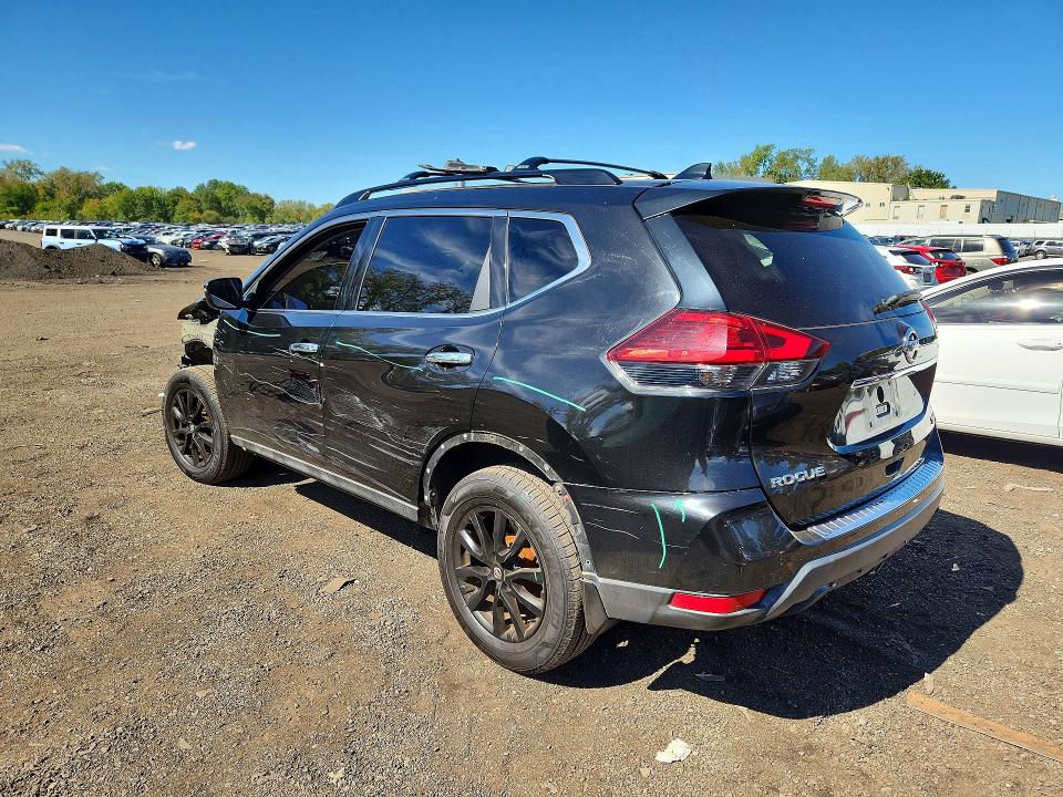 Продажа на аукционе авто 2017 Nissan Rogue, vin: 5N1AT2MV3HC801086, номер лота: 70456386