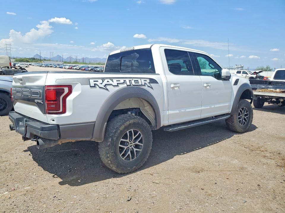 67083836 :رقم المزاد ، 1FTFW1RG5JFB45385 vin ، 2018 Ford F150 مزاد بيع
